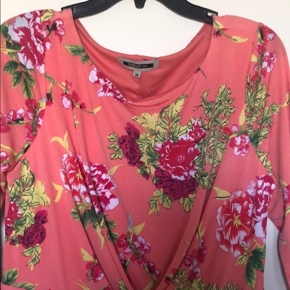 One piece dress - Picture 2 of 4